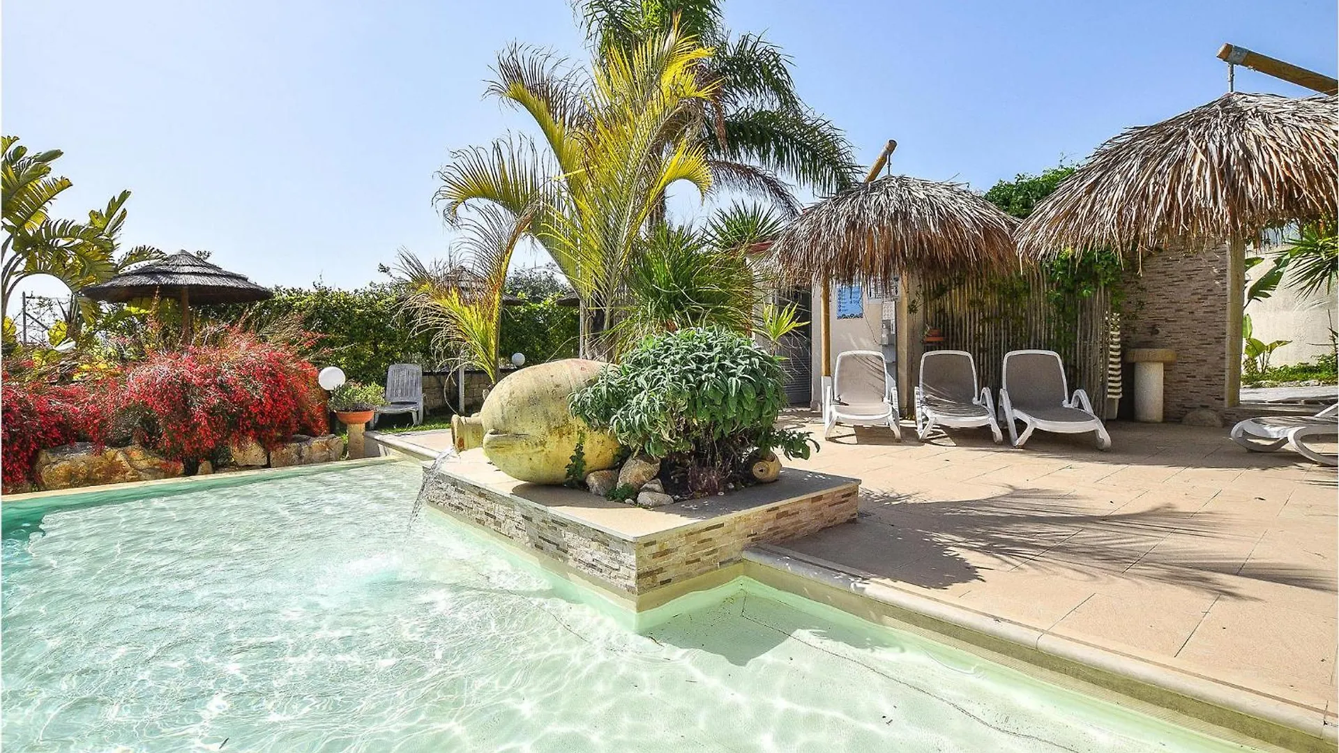 3 Bedroom Beautiful Home In Pozzallo